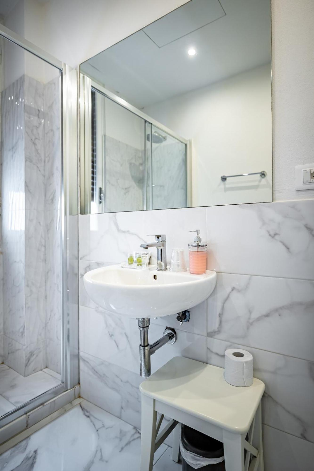 Bed and breakfast Residenza24 2*